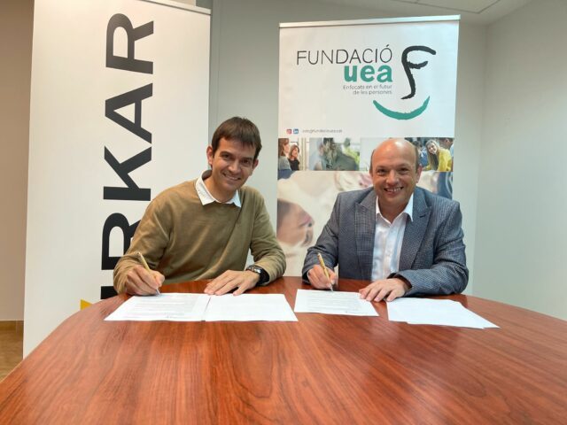 L’empresa de maquinària agrícola Virkar es compromet amb la Fundació UEA per fomentar les vocacions industrials entre els joves i l’impuls de la comarca